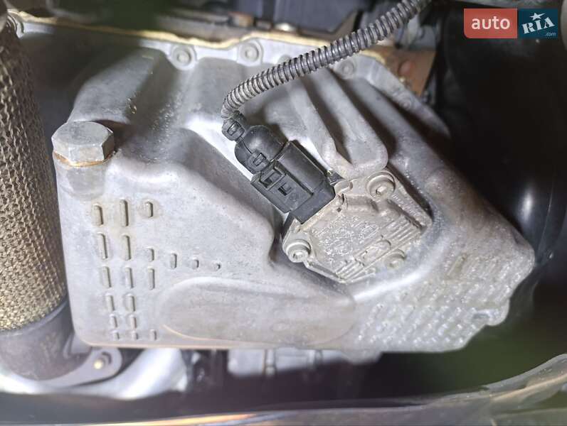 Минивэн Volkswagen Touran 2012 в Киеве фото 46 Минивэн Volkswagen Touran 2012 в Киеве