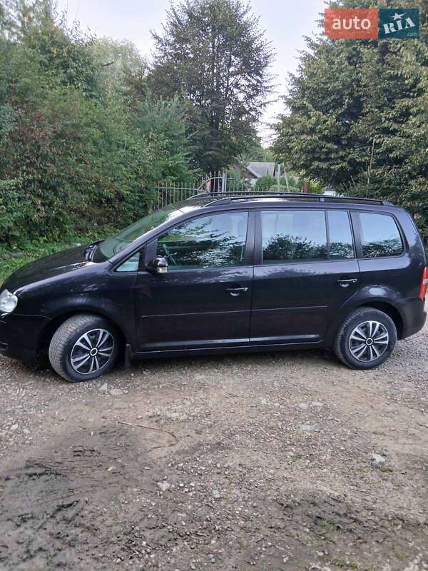 Мінівен Volkswagen Touran 2003 в Трускавці