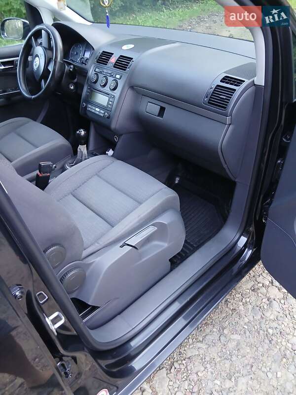 Мінівен Volkswagen Touran 2003 в Трускавці
