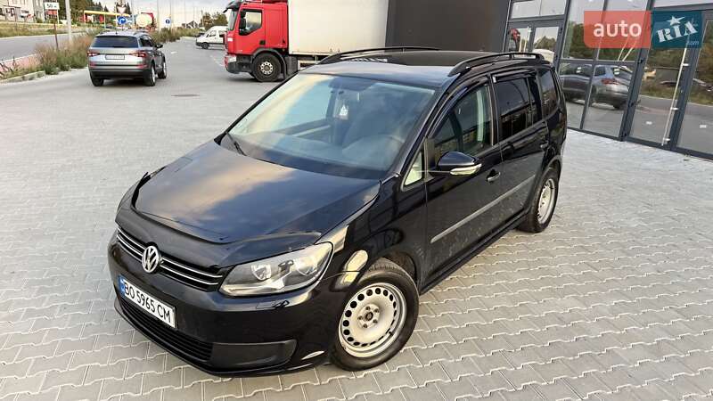 Volkswagen Touran 2011