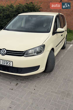Минивэн Volkswagen Touran 2012 в Луцке