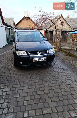 Мінівен Volkswagen Touran 2004 в Луцьку