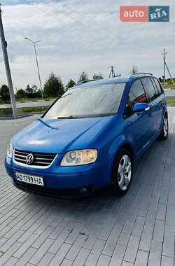 Мінівен Volkswagen Touran 2004 в Ужгороді