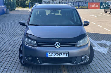 Минивэн Volkswagen Touran 2010 в Иршаве