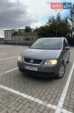 Мінівен Volkswagen Touran 2004 в Борщеві