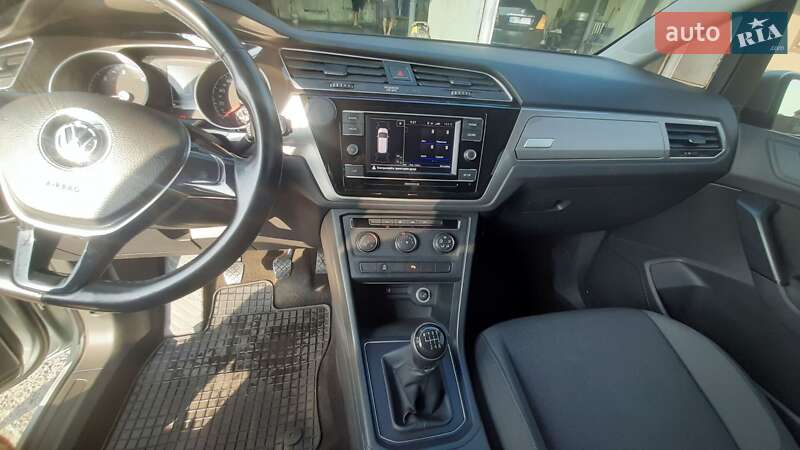 Микровэн Volkswagen Touran 2018 в Мукачево