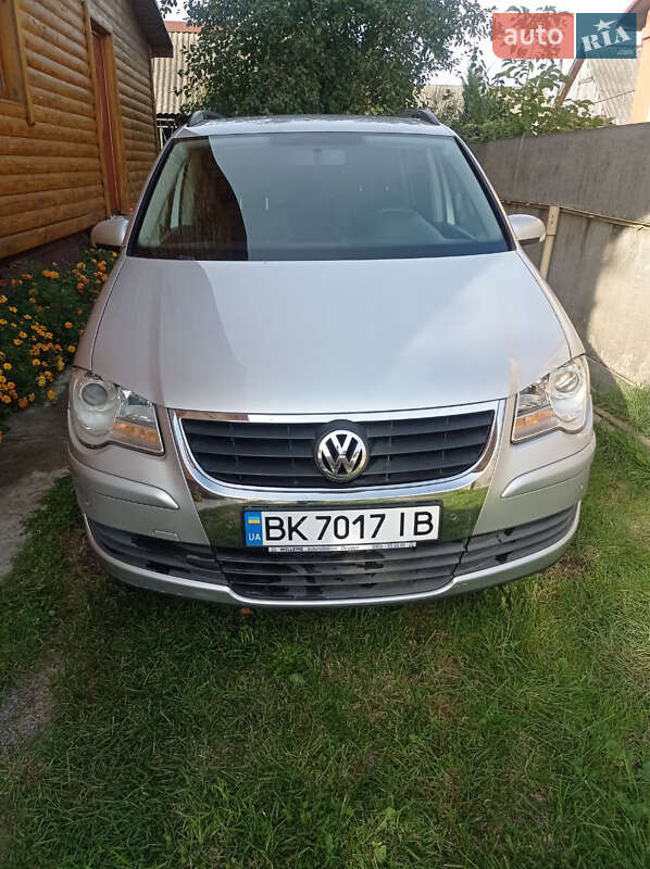 Volkswagen Touran 2007 Volkswagen Touran 2007