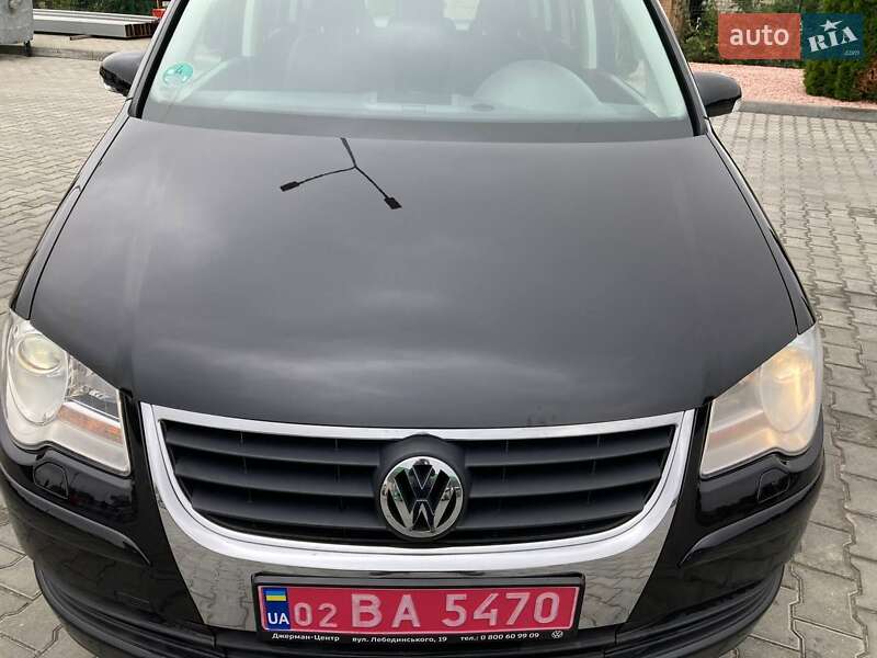 Минивэн Volkswagen Touran 2007 в Виннице