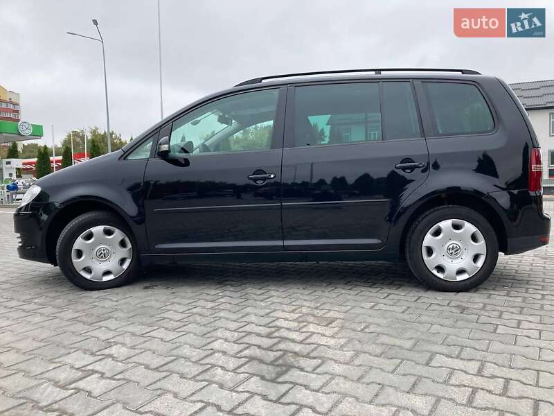 Минивэн Volkswagen Touran 2007 в Виннице