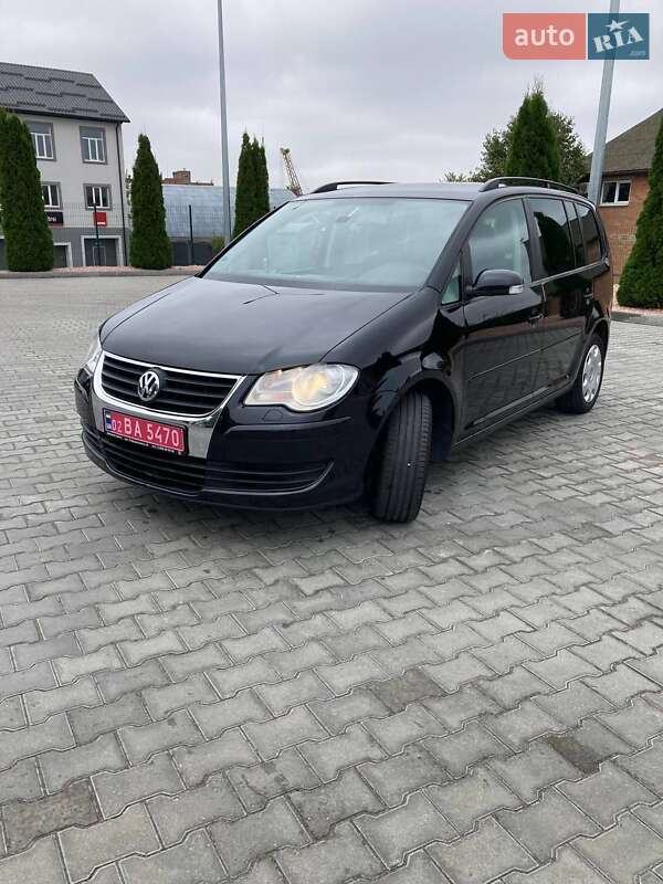 Минивэн Volkswagen Touran 2007 в Виннице