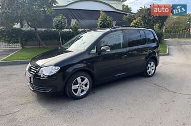 Минивэн Volkswagen Touran 2009 в Черкассах