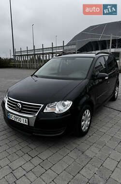Минивэн Volkswagen Touran 2007 в Львове