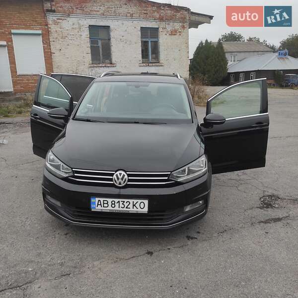 Мікровен Volkswagen Touran 2016 в Вінниці