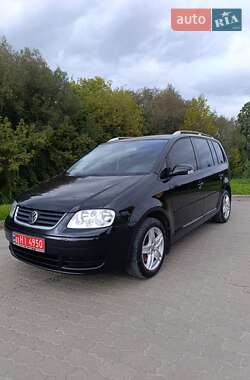 Минивэн Volkswagen Touran 2005 в Бродах