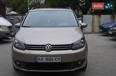 Мінівен Volkswagen Touran 2014 в Києві