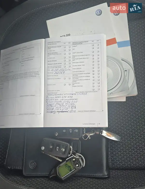 Мінівен Volkswagen Touran 2010 в Виноградові документ