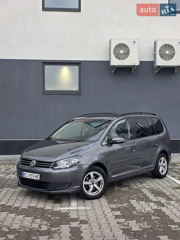 Volkswagen Touran 2011