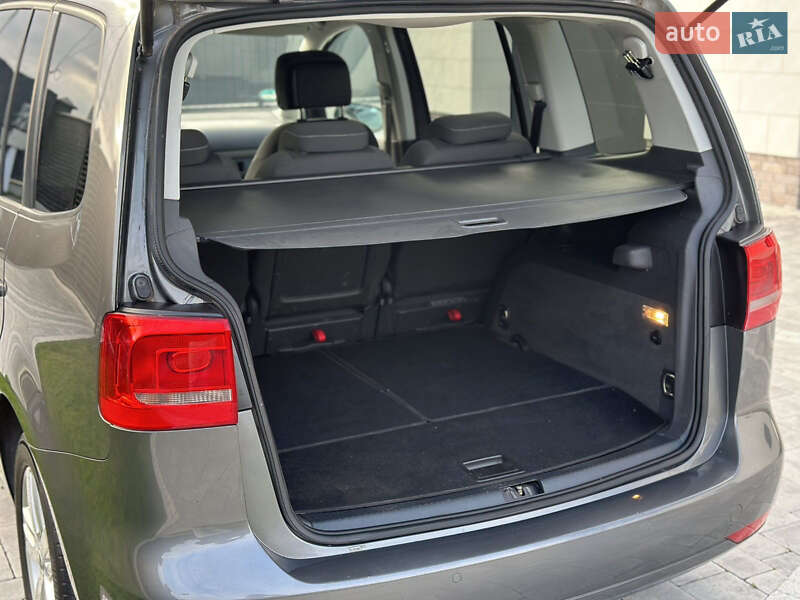 Мінівен Volkswagen Touran 2012 в Луцьку фото 30 Мінівен Volkswagen Touran 2012 в Луцьку