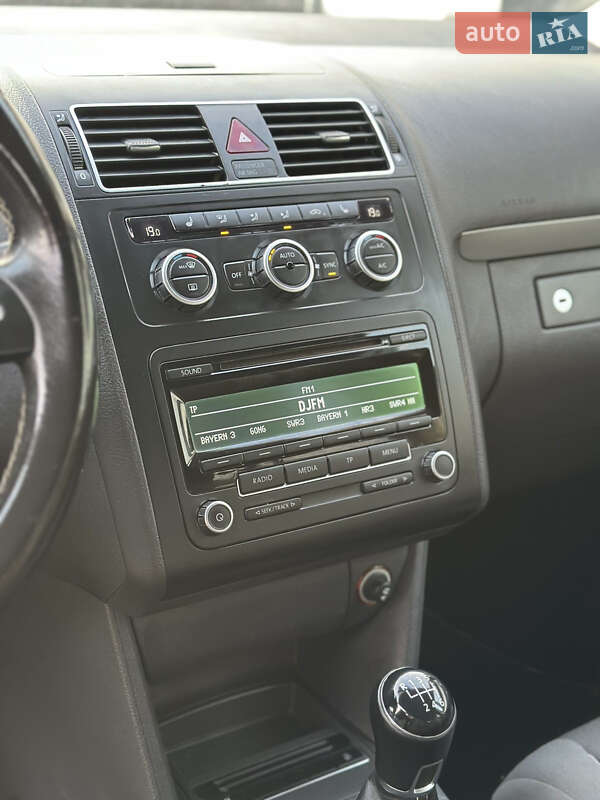 Мінівен Volkswagen Touran 2012 в Луцьку фото 43 Мінівен Volkswagen Touran 2012 в Луцьку