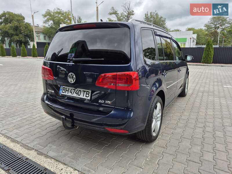Мінівен Volkswagen Touran 2014 в Одесі