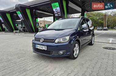 Мінівен Volkswagen Touran 2014 в Одесі