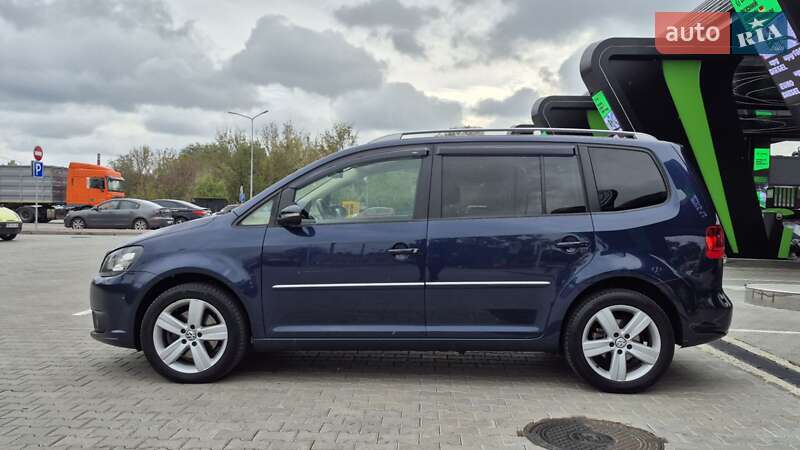 Мінівен Volkswagen Touran 2014 в Одесі