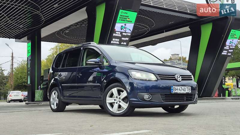 Мінівен Volkswagen Touran 2014 в Одесі