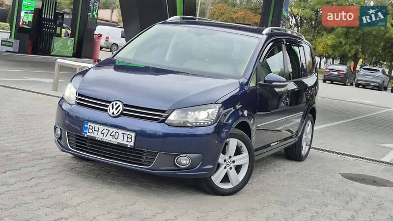 Мінівен Volkswagen Touran 2014 в Одесі