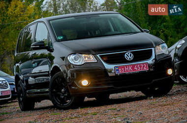 Минивэн Volkswagen Touran 2009 в Бердичеве