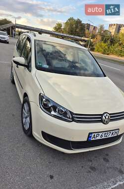 Мінівен Volkswagen Touran 2014 в Запоріжжі