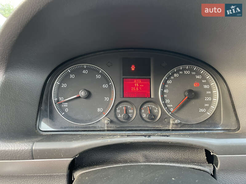 Минивэн Volkswagen Touran 2004 в Трускавце фото 17 Минивэн Volkswagen Touran 2004 в Трускавце