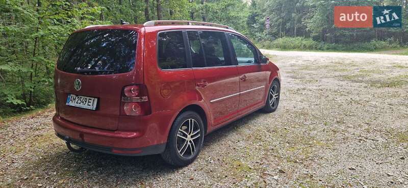 Минивэн Volkswagen Touran 2008 в Бердичеве