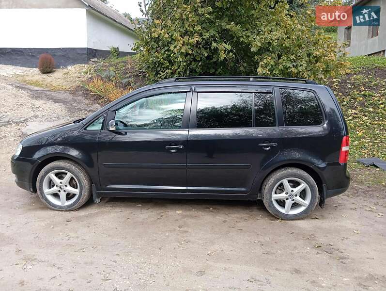 Минивэн Volkswagen Touran 2006 в Почаеве фото 10 Минивэн Volkswagen Touran 2006 в Почаеве
