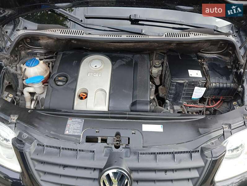 Минивэн Volkswagen Touran 2006 в Почаеве фото 11 Минивэн Volkswagen Touran 2006 в Почаеве