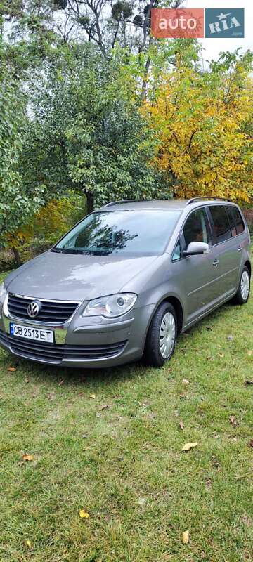 Минивэн Volkswagen Touran 2008 в Прилуках