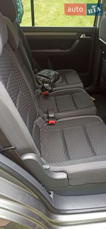 Минивэн Volkswagen Touran 2008 в Прилуках