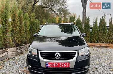 Минивэн Volkswagen Touran 2009 в 