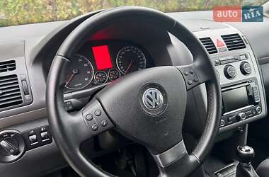 Минивэн Volkswagen Touran 2009 в 