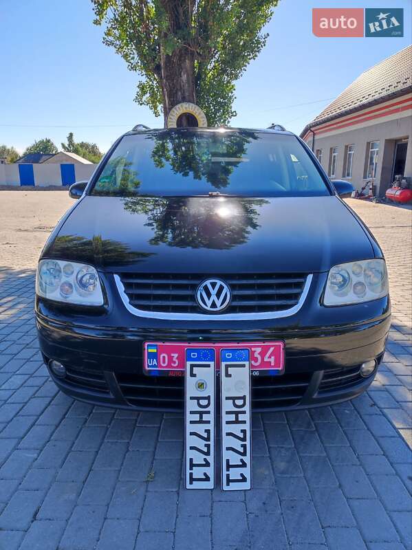 Мінівен Volkswagen Touran 2004 в Кам'янець-Подільському