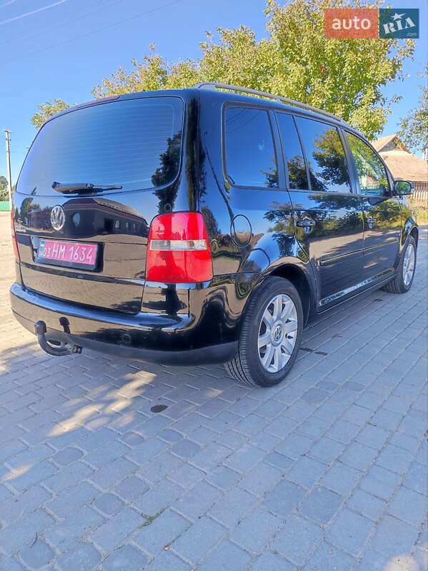 Мінівен Volkswagen Touran 2004 в Кам'янець-Подільському