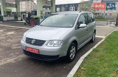 Минивэн Volkswagen Touran 2006 в Луцке