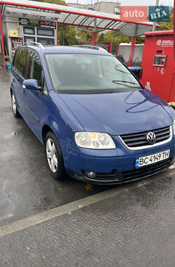 Мінівен Volkswagen Touran 2005 в Новояворівську