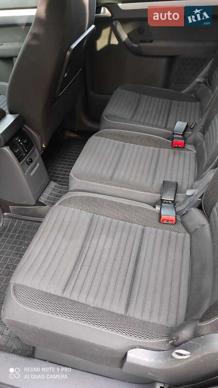 Минивэн Volkswagen Touran 2014 в Тальном