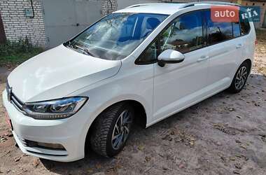 Микровэн Volkswagen Touran 2018 в Василькове