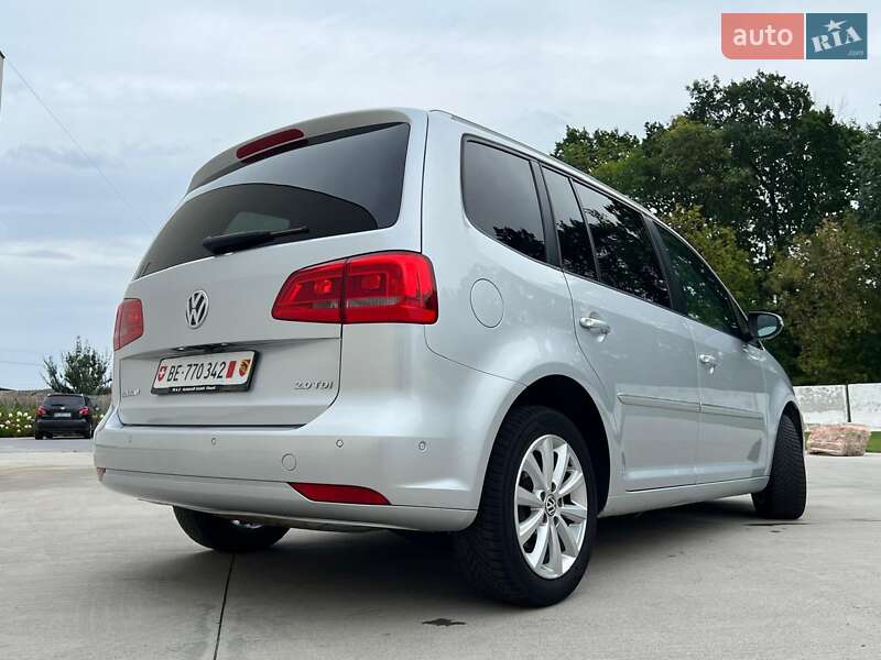 Минивэн Volkswagen Touran 2011 в Киеве