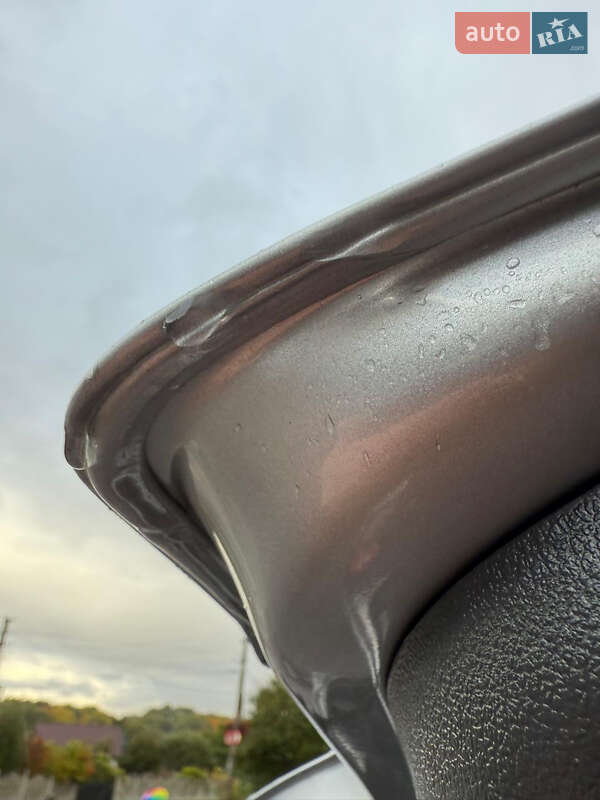 Минивэн Volkswagen Touran 2007 в Дубно