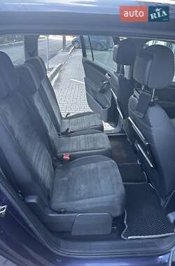 Микровэн Volkswagen Touran 2016 в 