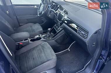 Микровэн Volkswagen Touran 2016 в 