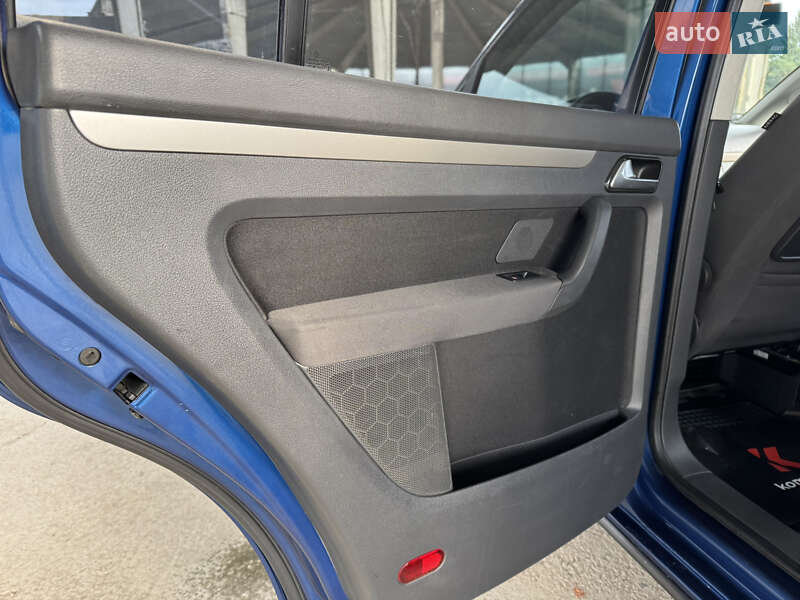 Мінівен Volkswagen Touran 2007 в Вінниці фото 31 Мінівен Volkswagen Touran 2007 в Вінниці