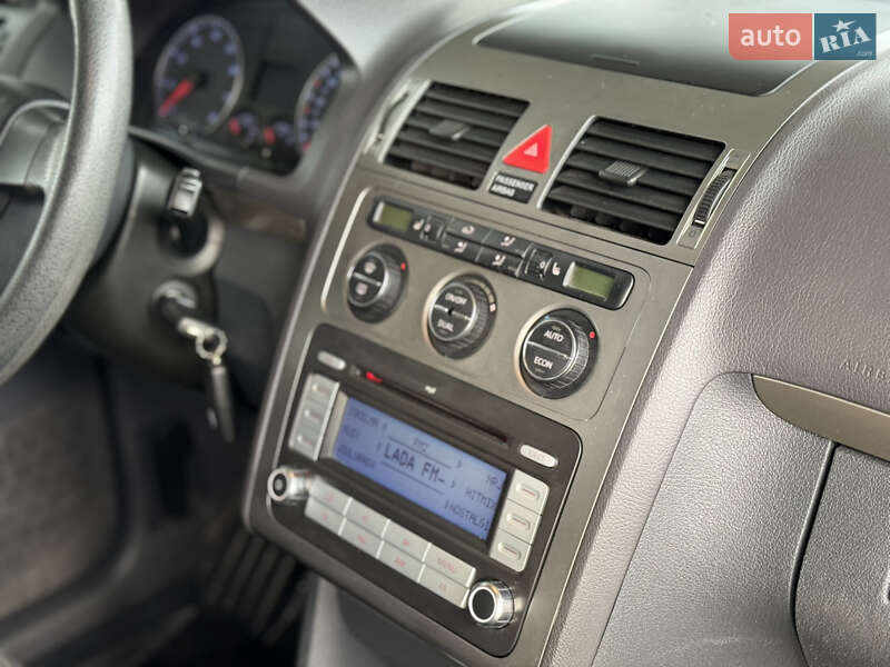 Мінівен Volkswagen Touran 2007 в Вінниці фото 43 Мінівен Volkswagen Touran 2007 в Вінниці